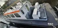 Fast crew Boat