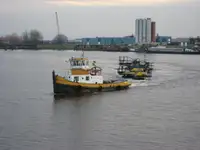 Tug with pushbar and Lister Blackstone