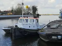PUSH AND TOW BOAT